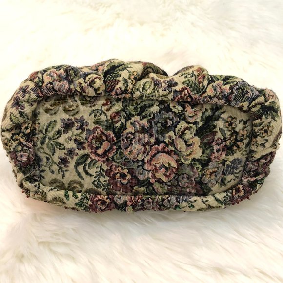 *Brand New* Floral Pattern Frame Bag - Picture 3 of 8